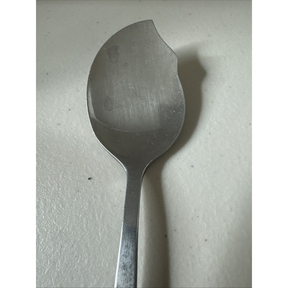 Carlyle CAMEO Stainless Satin Handle Hong Kong Silverware Solid Jelly Server - Picture 3 of 4